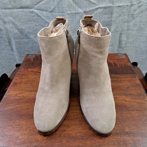 Coach Hewes Tan Suede Ankle Boots Heels Sz 6B - Picture 3 of 13